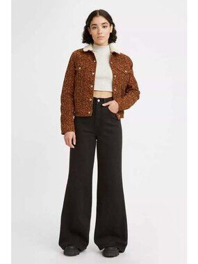 Levi's High Rise Flare Leg Jeans in Trainwreck Black Size 30